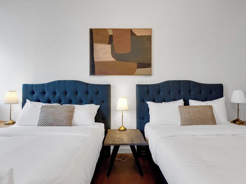 The Little Prince Rooms Old Montreal image