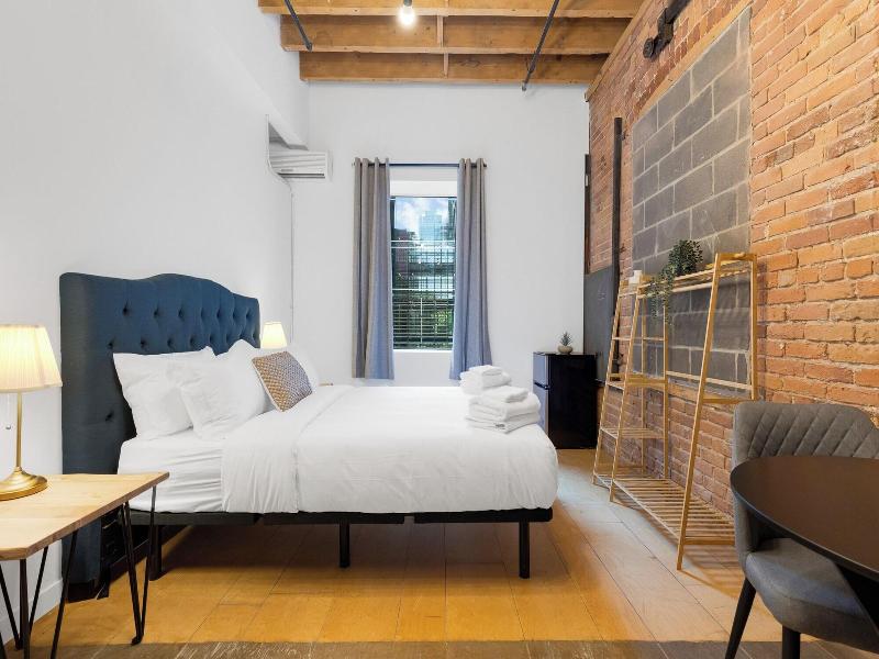 The Little Prince Rooms Old Montreal image