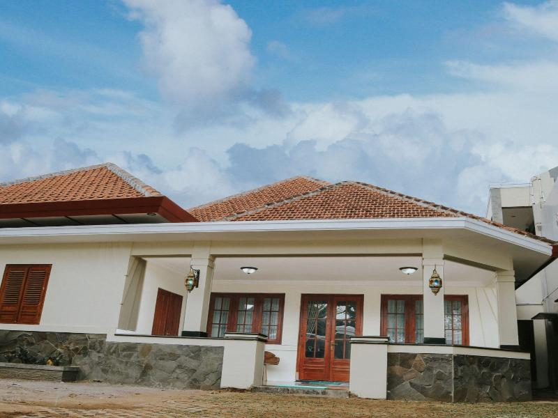 Musafir Guest House Syariah image