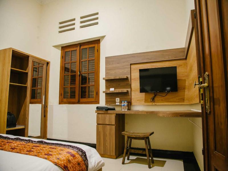 Musafir Guest House Syariah image