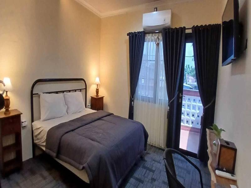 Musafir Guest House Syariah image