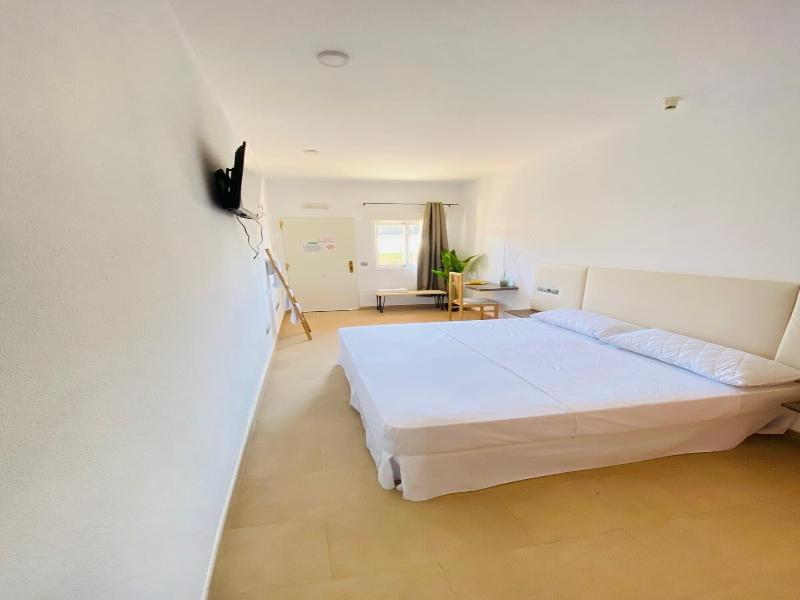 Hotel Playa Terreros image