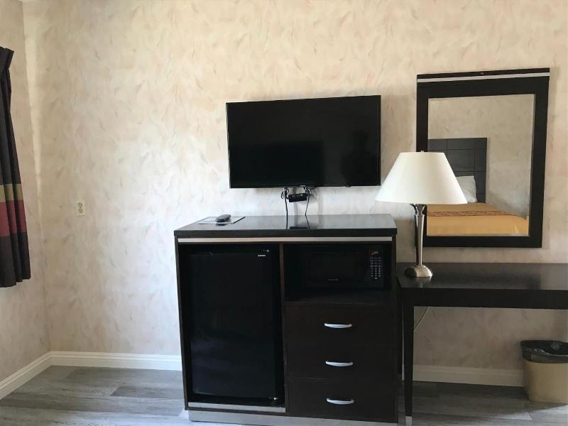 Manhattan Inn Suites Lax image