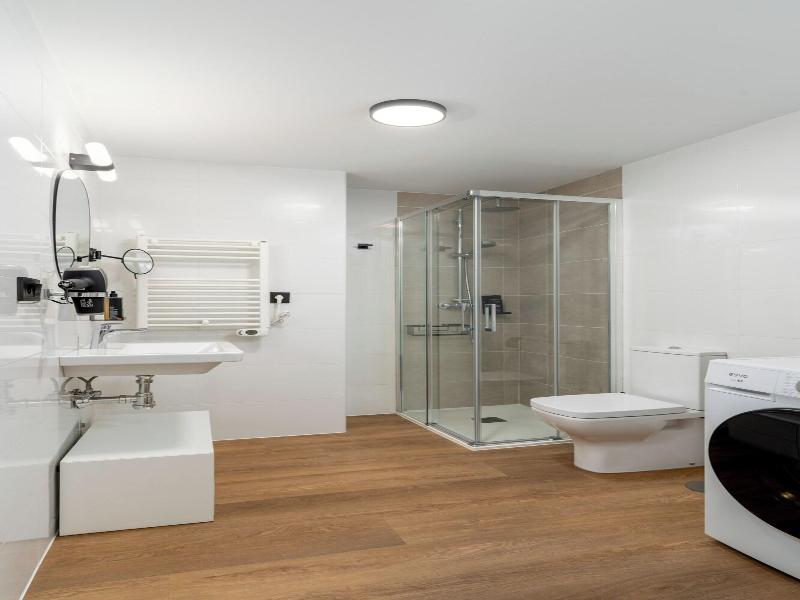 Limehome Oviedo Calle Postigo Bajo image