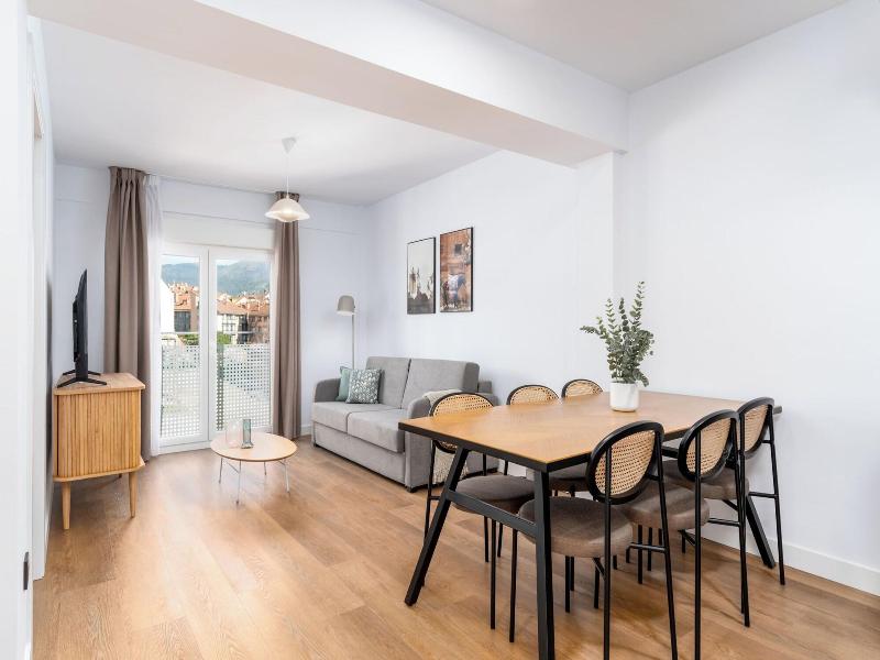Limehome Oviedo Calle Postigo Bajo image