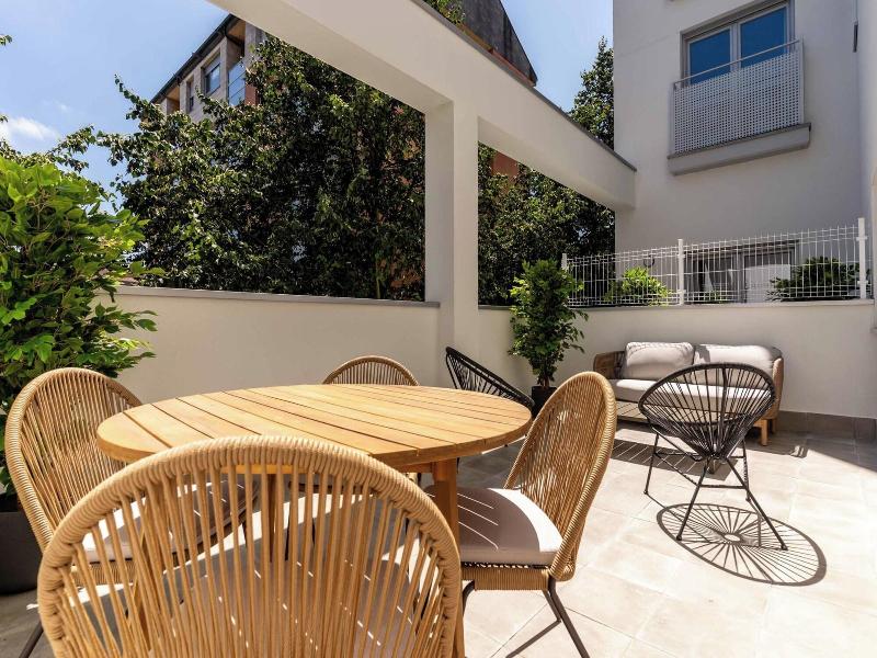 Limehome Oviedo Calle Postigo Bajo image