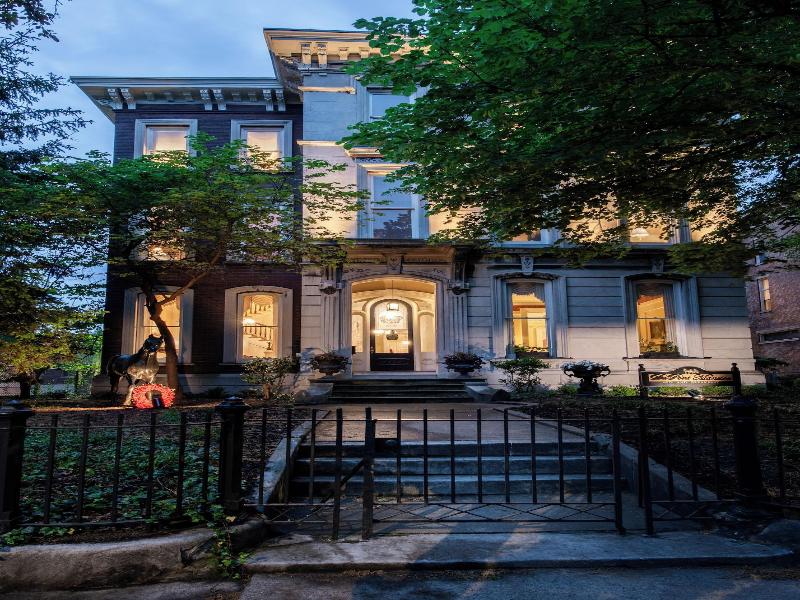 Dupont Mansion Bed Breakfast image
