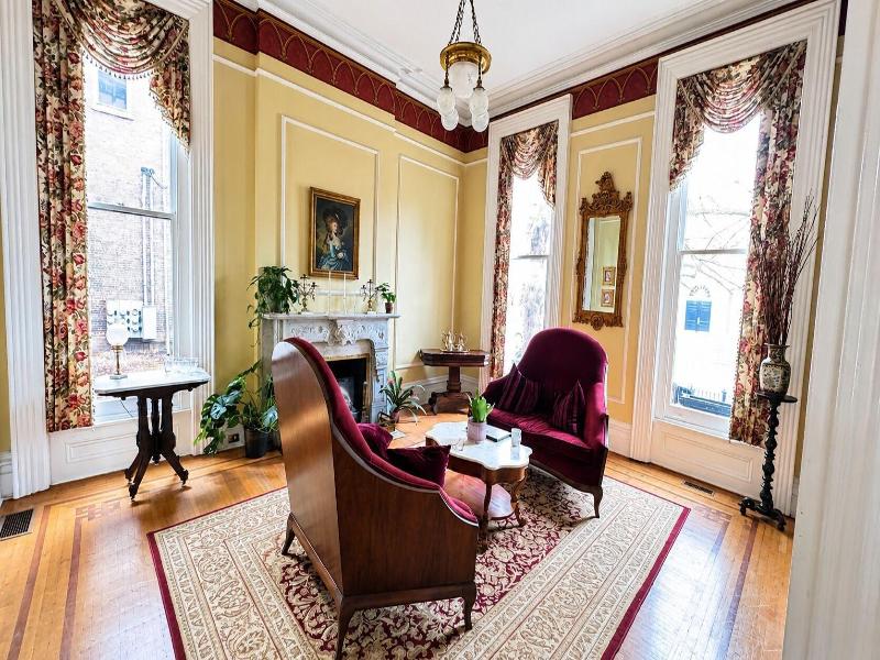 Dupont Mansion Bed Breakfast image