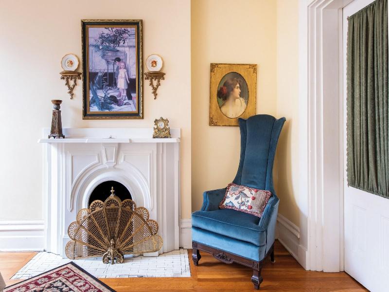 Dupont Mansion Bed Breakfast image
