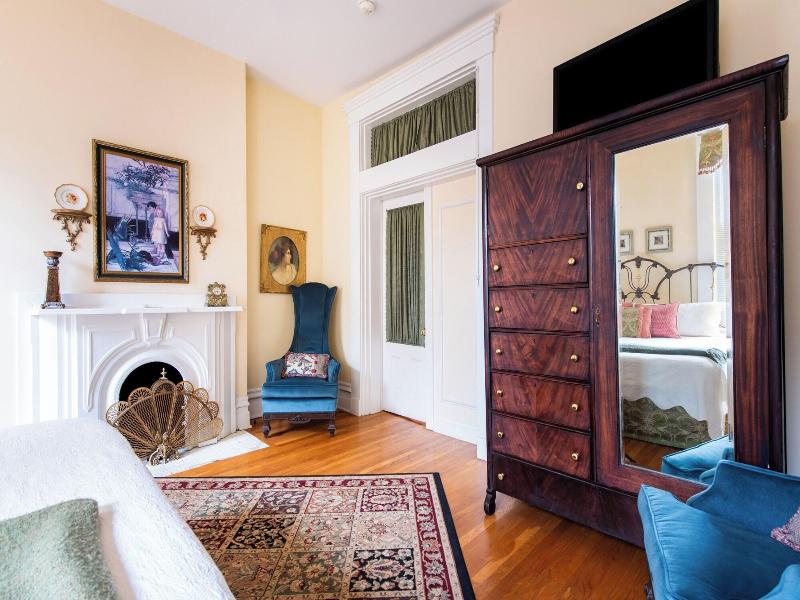 Dupont Mansion Bed Breakfast image