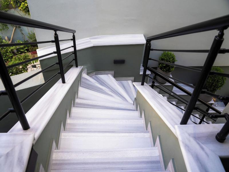 Agora Apartments