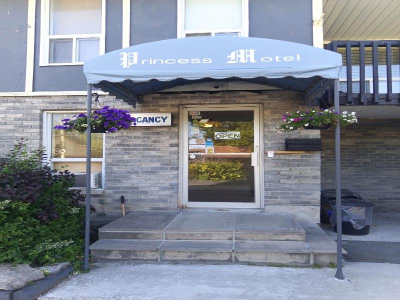 Princess Motel, Kawartha Lakes