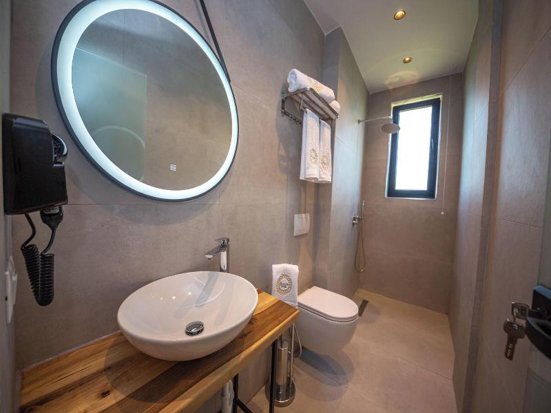 Emara Boutique Hotel image