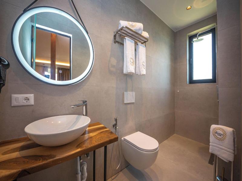Emara Boutique Hotel image