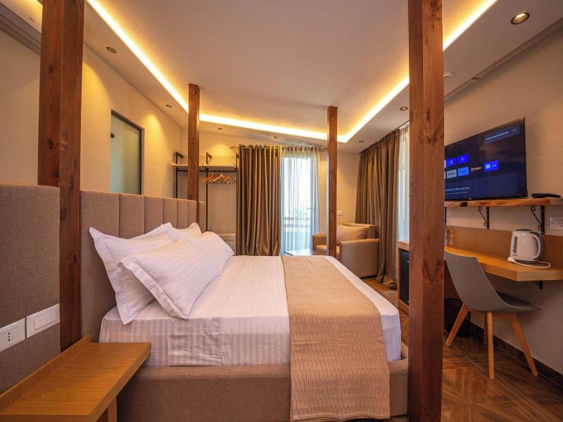 Emara Boutique Hotel image