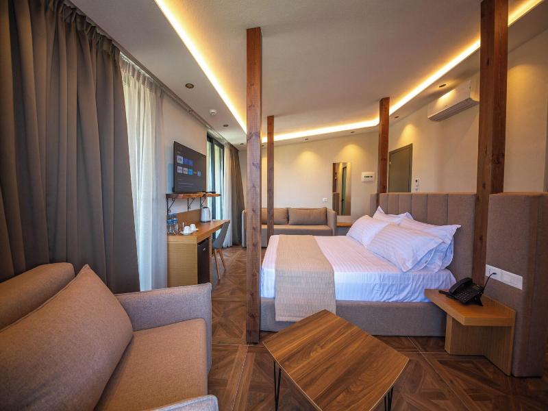 Emara Boutique Hotel image