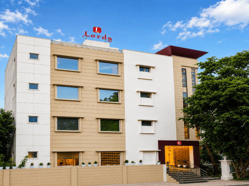 Lords Inn Amritsar (80 Steps to Golden Temple) — exterior view