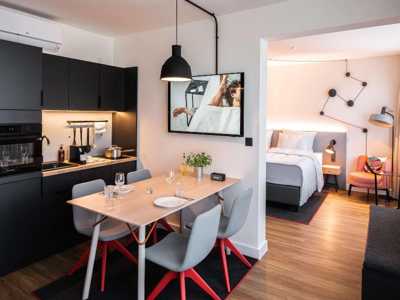 Pentahotel Bremen image
