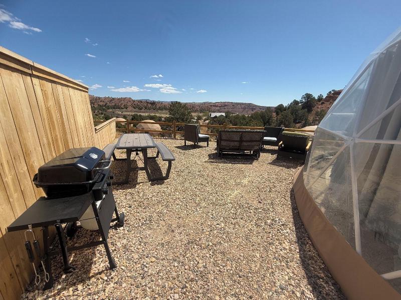 Bryce Glamp And Camp image