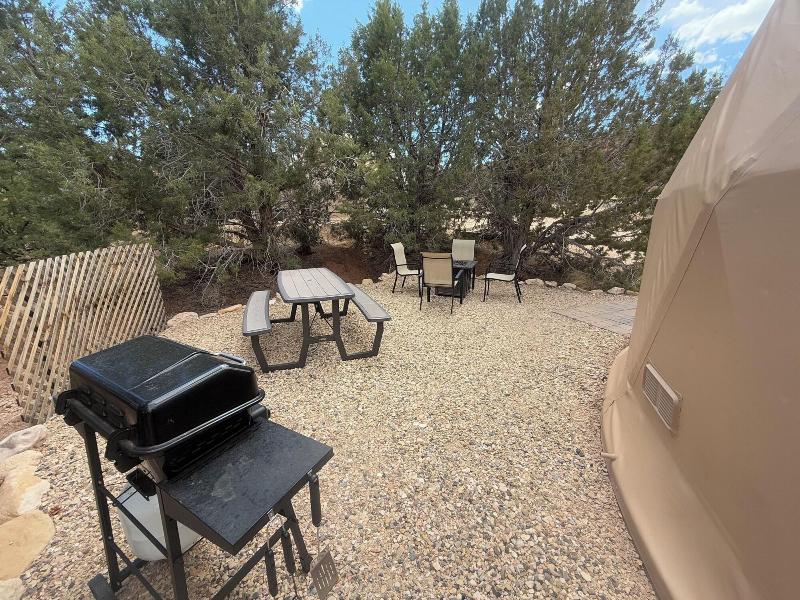 Bryce Glamp And Camp image