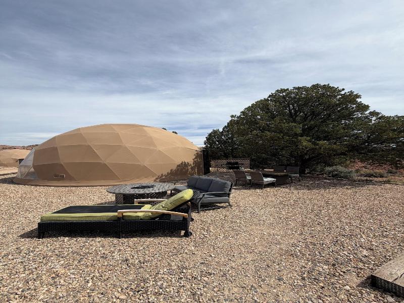Bryce Glamp And Camp image