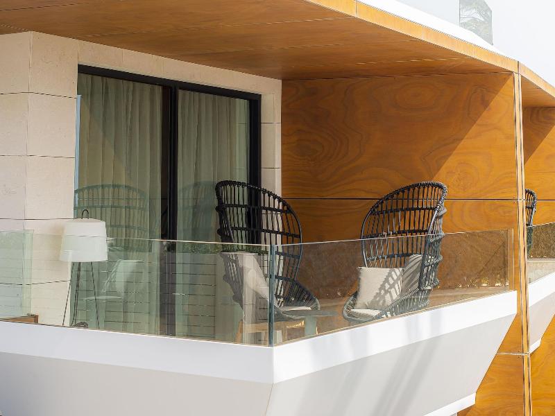 Tensuites image