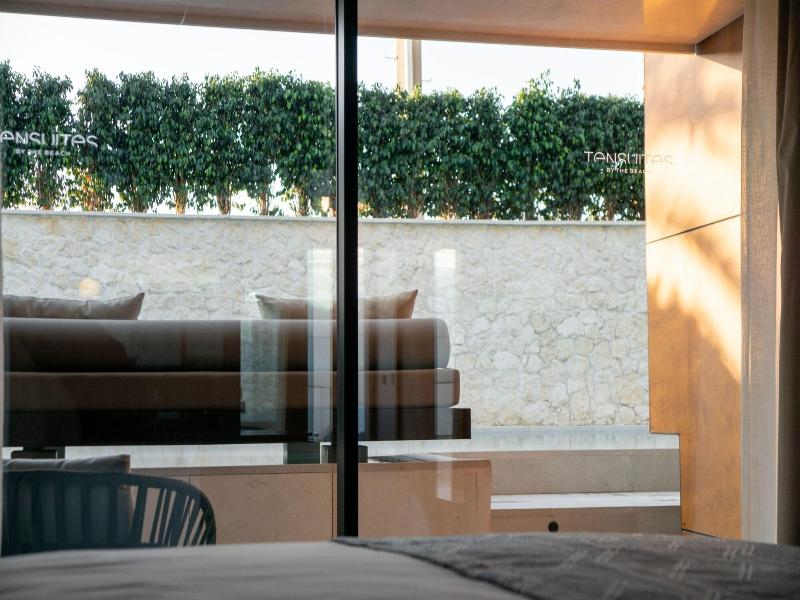 Tensuites image
