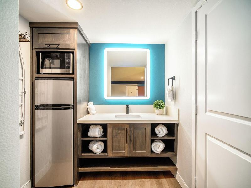 Aspire Inn Studios Spas image