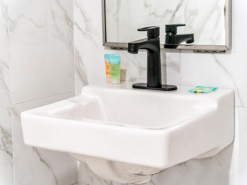 Aspire Inn Studios Spas image