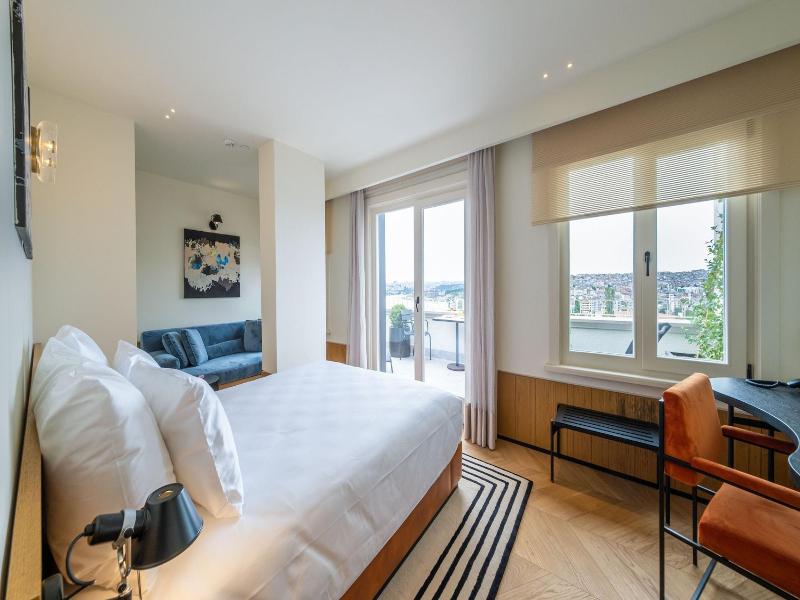 The Gift Hotel image
