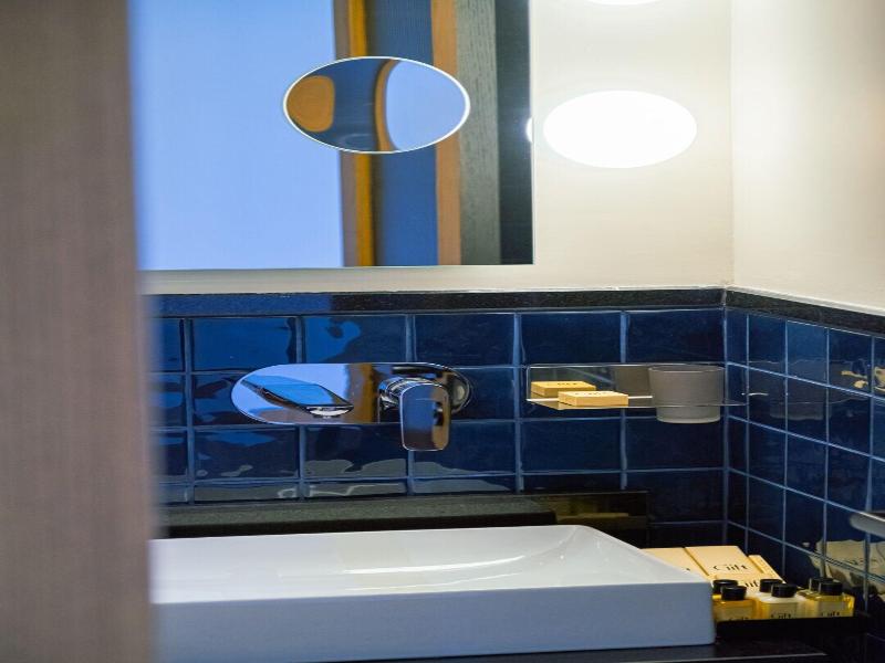 The Gift Hotel image
