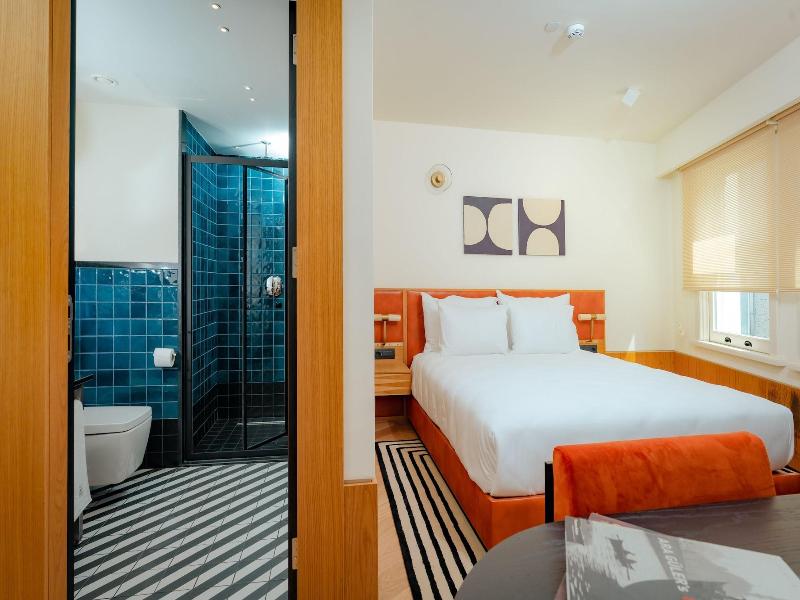 The Gift Hotel image