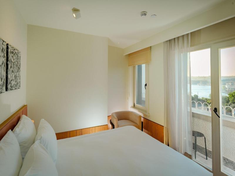 The Gift Hotel image