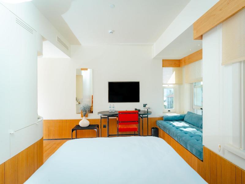 The Gift Hotel image