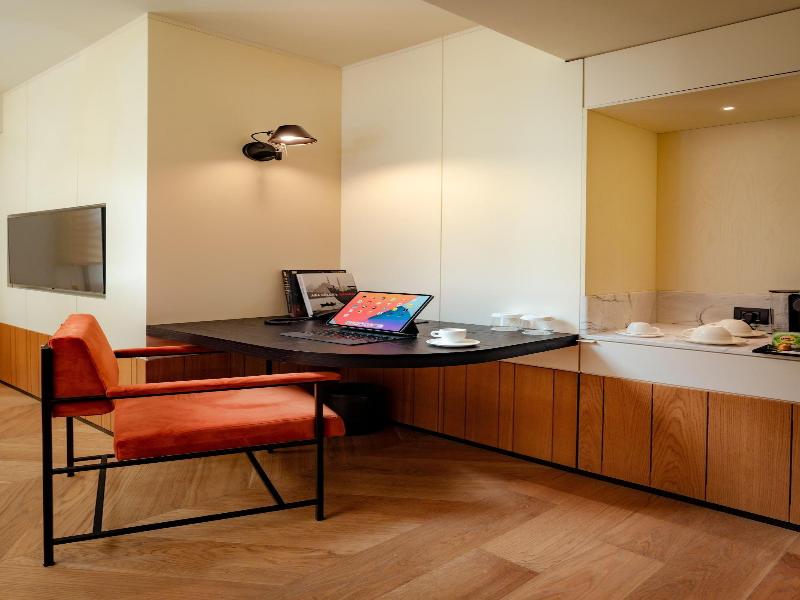 The Gift Hotel image