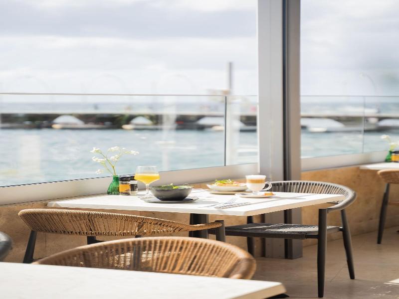 Harbor Hotel Casino Curacao image