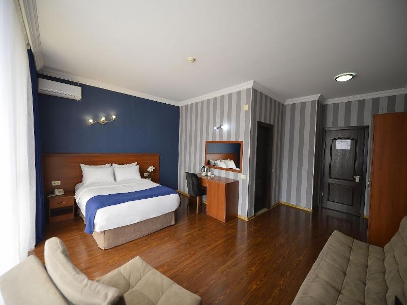 Aura Boutique Hotel image