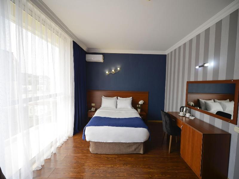 Aura Boutique Hotel image
