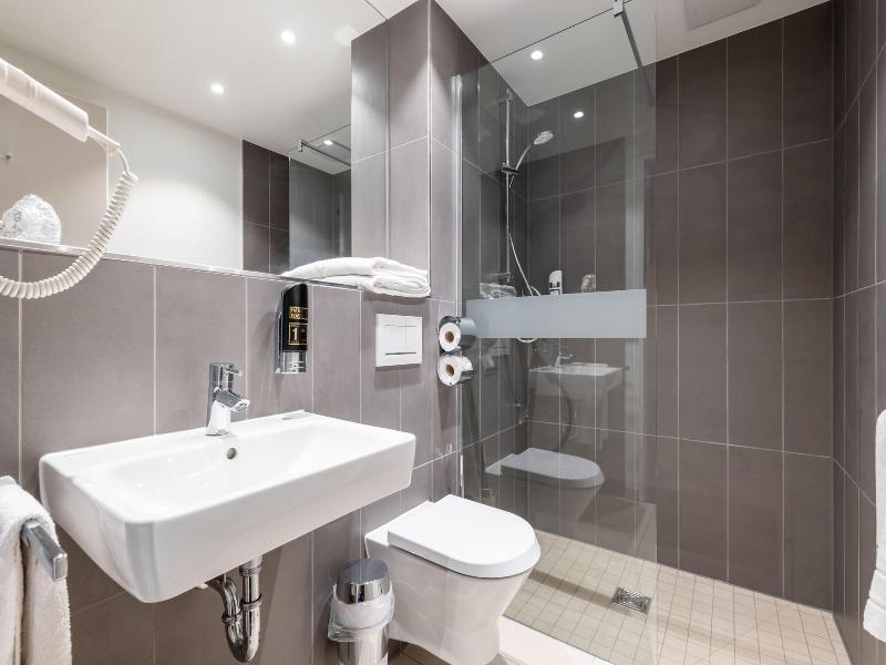 Serways Hotel Hosel image