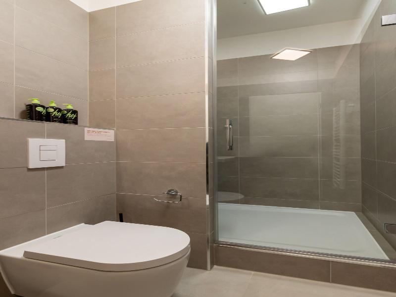 Limehome Berlin Luise Henriette Str image