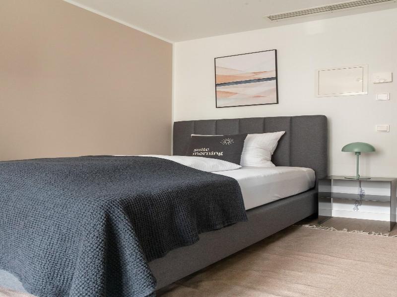 Limehome Berlin Luise Henriette Str image