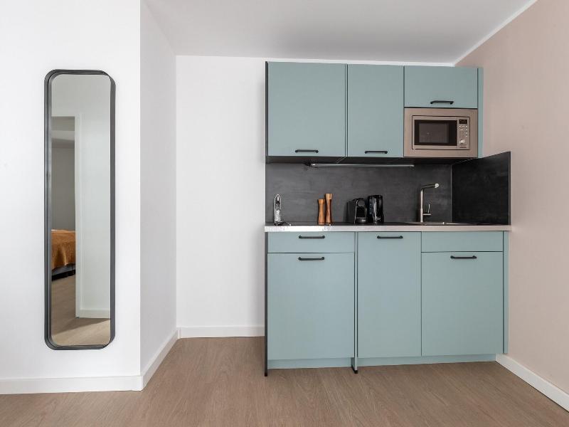 Limehome Berlin Luise Henriette Str image