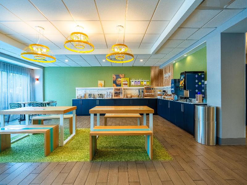 Spark by Hilton Atlanta Kennesaw Town Center image