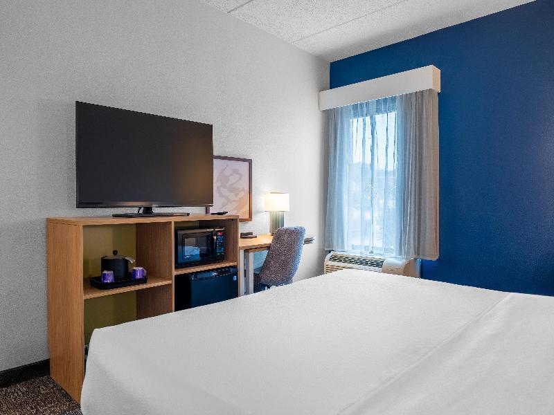 Spark by Hilton Atlanta Kennesaw Town Center image