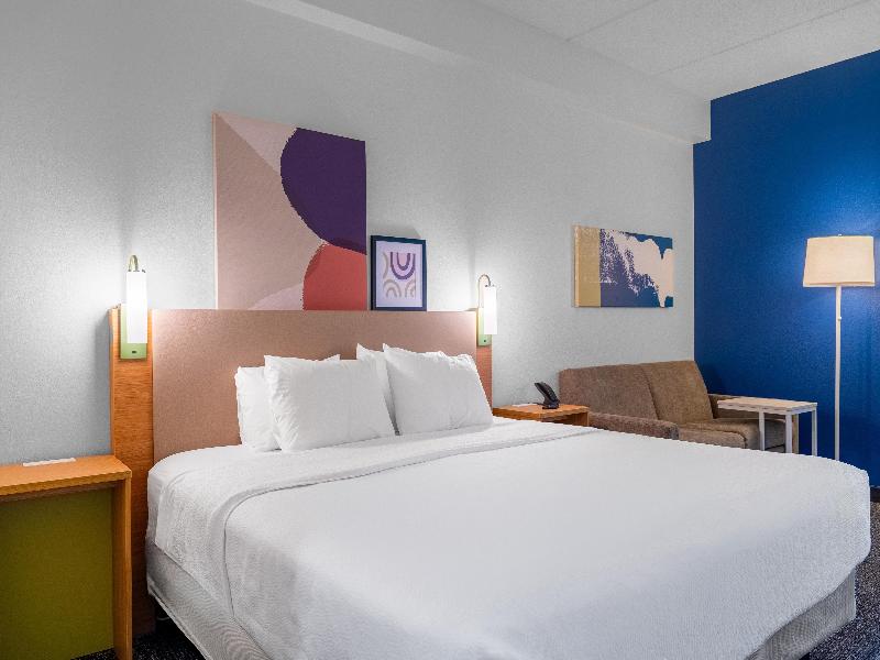Spark by Hilton Atlanta Kennesaw Town Center image