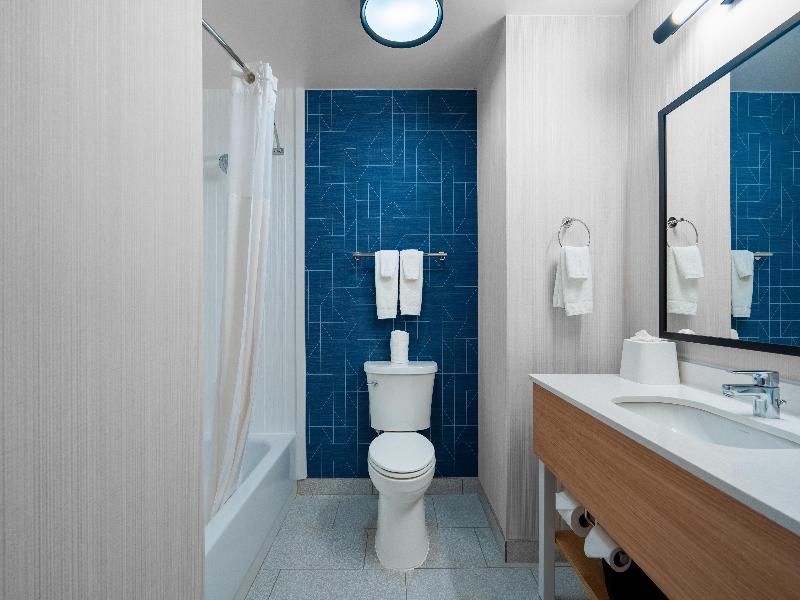 Spark by Hilton Atlanta Kennesaw Town Center image