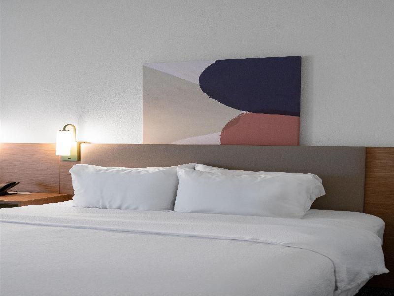 Spark by Hilton Atlanta Kennesaw Town Center image