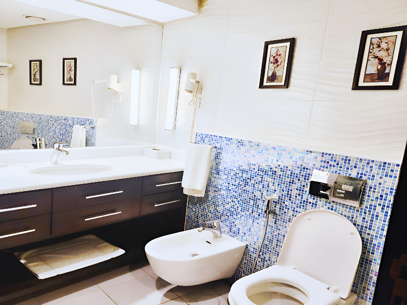 Bloom Hotel image