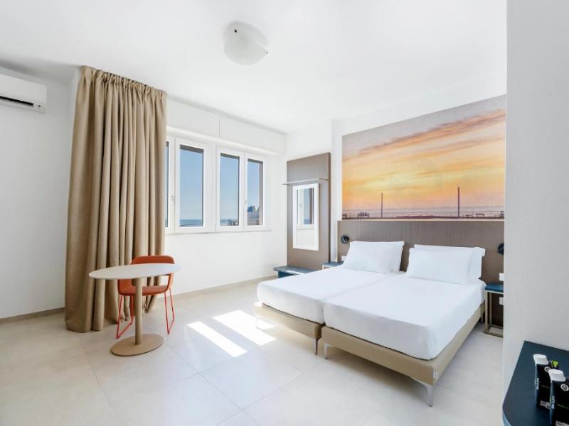 B&B Hotel Pesaro Des Bains image