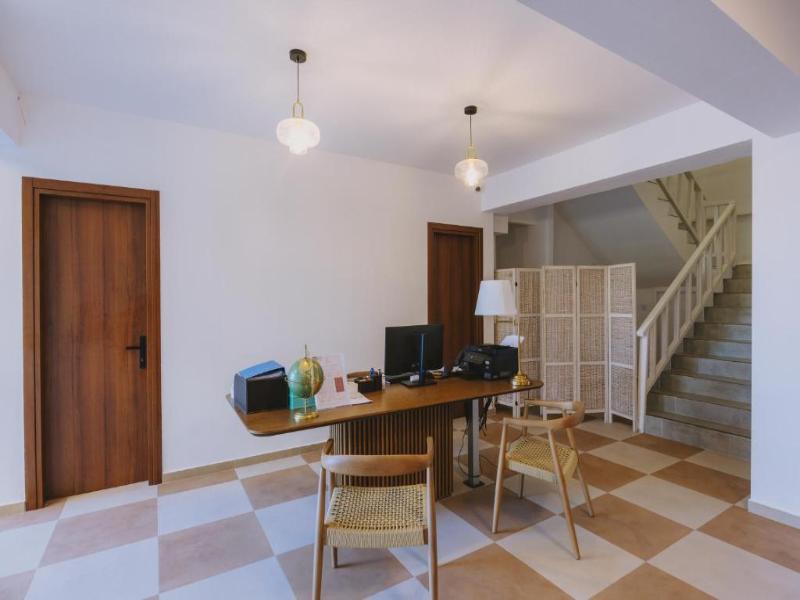 Casa Di Notos Beach Hotel image
